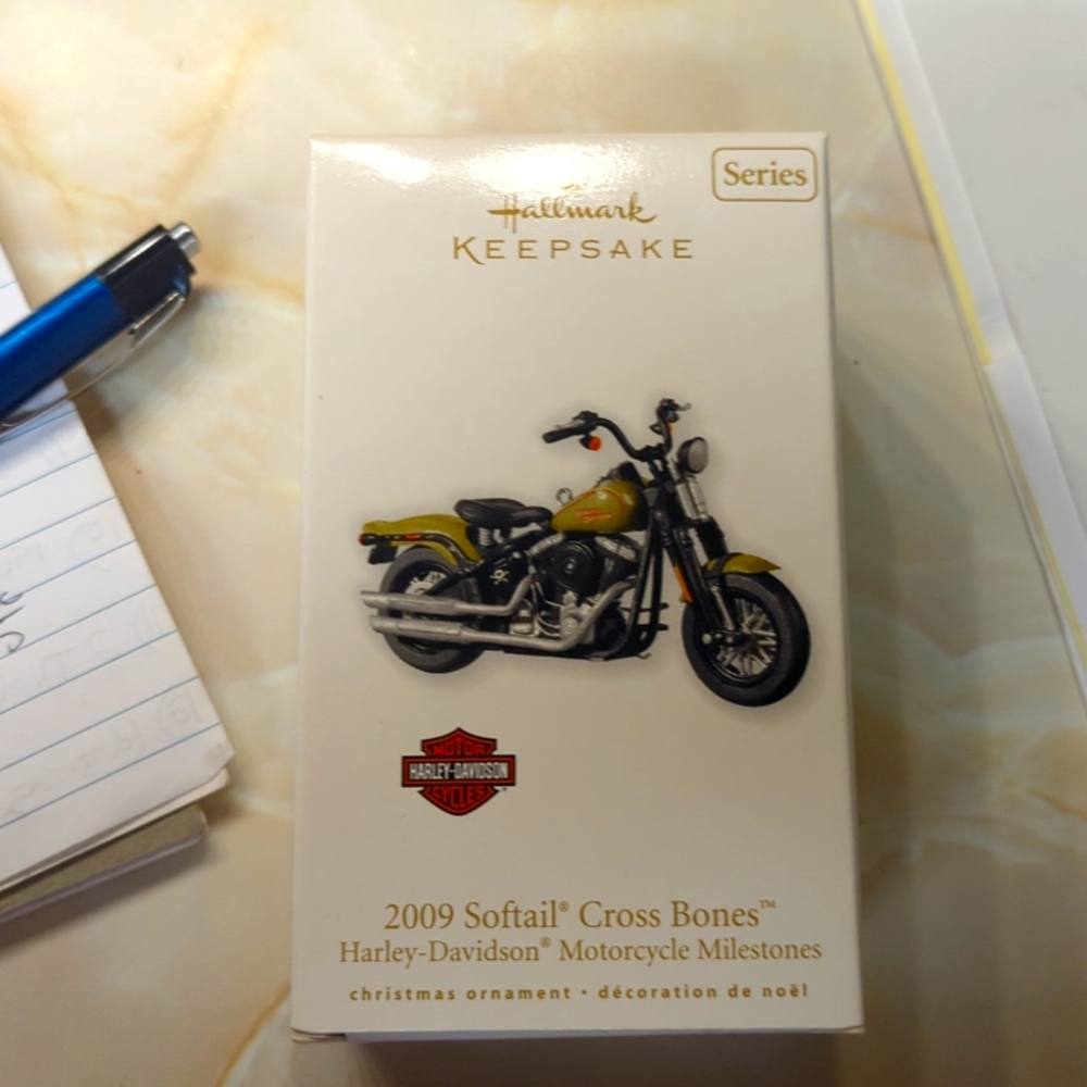 Hallmark Keepsake Ornament 2009 Softail Cross Bones Harley Davidson Motorcycle